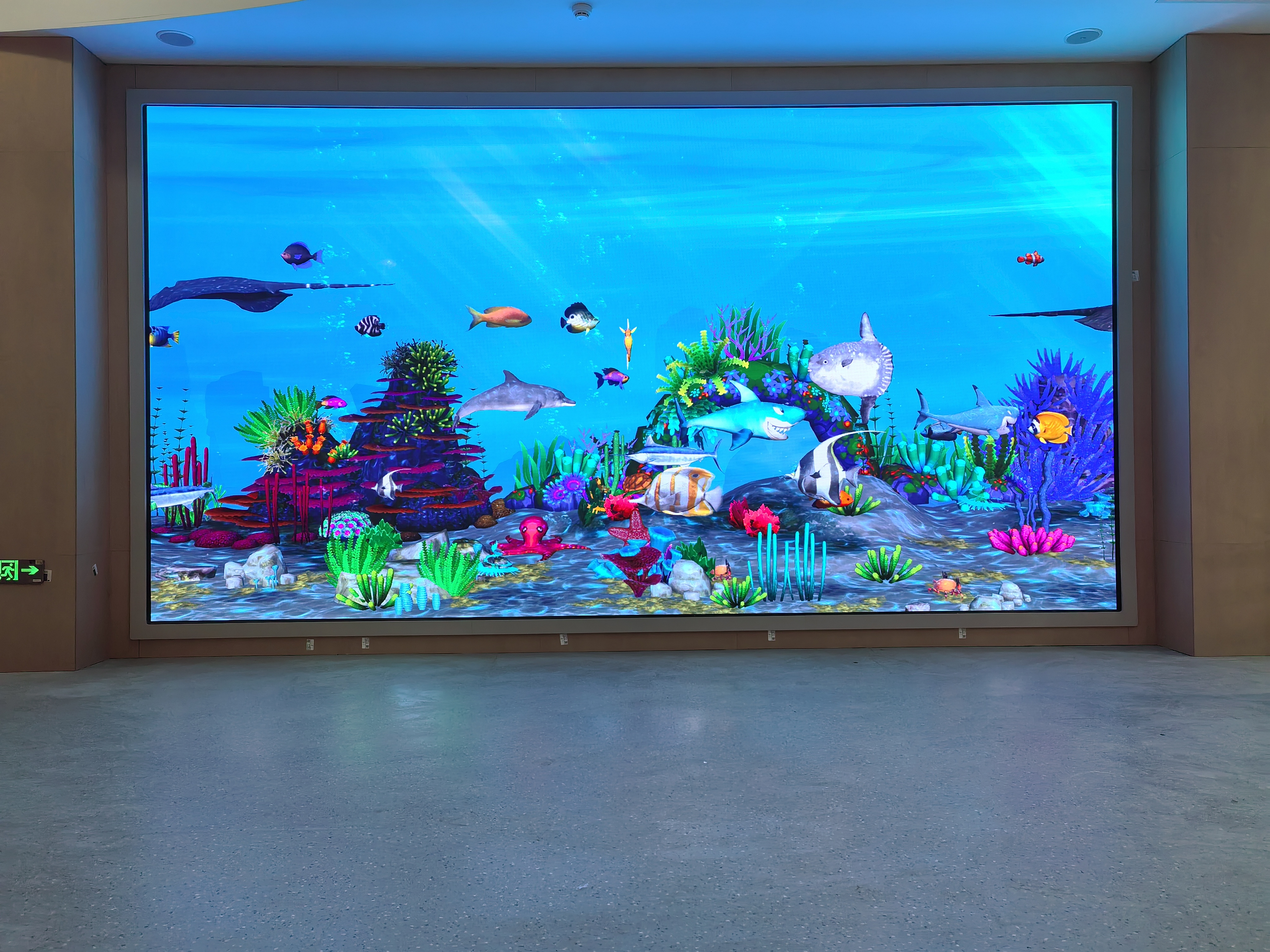 某商场-室内P1.8